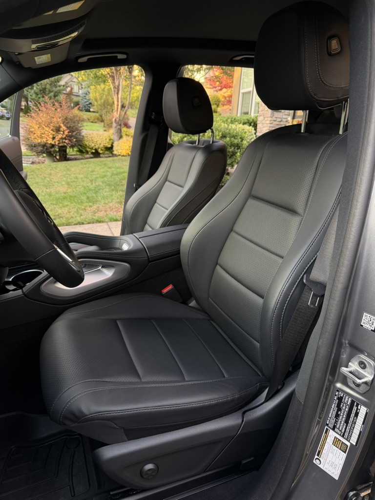 Leather seat after deep cleaning